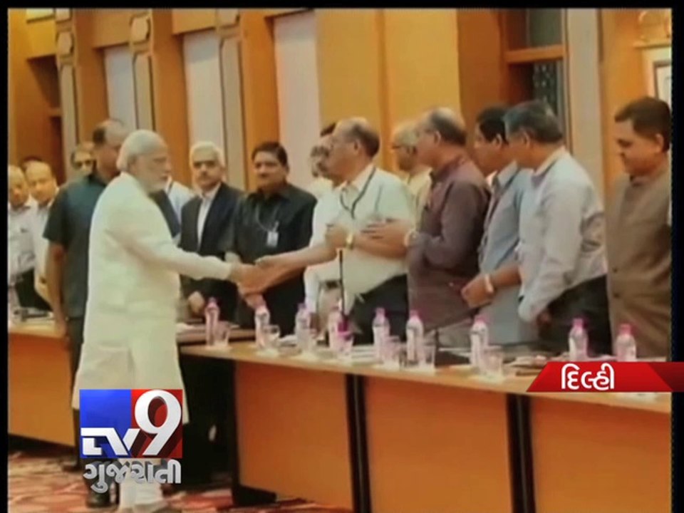 Narendra Modi's working style : Don't theories,...