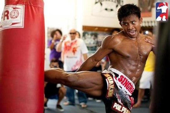Buakaw K1 Max Muay Thai Fighter