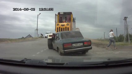 Car smashed by a big Truck : brake issue!