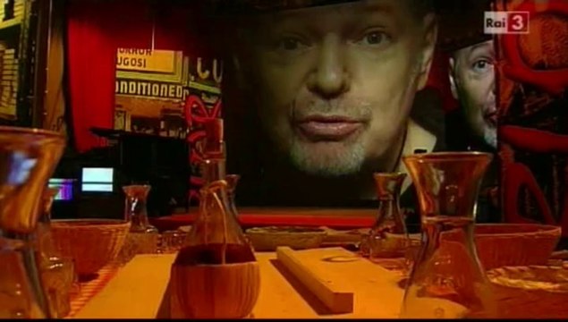 Inizio di Blob con Vasco e... gli spari sopra