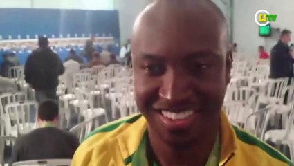 Thiaguinho descreve emoção de cantar hino no Morumbi