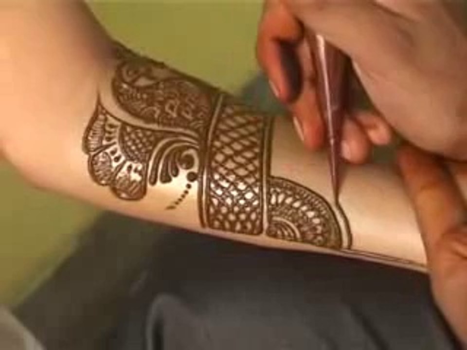 pakistani mehandi design very very nice