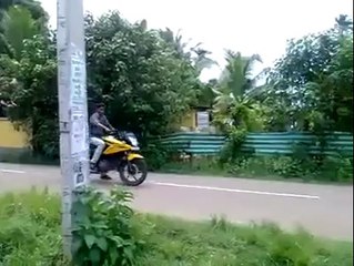 Funny bike accident in kerala india   ,,,epic fail live !!!!!!!