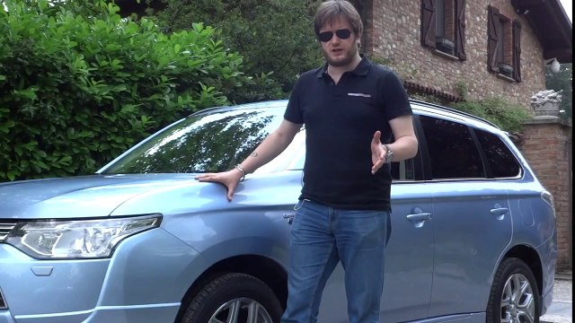 Mitsubishi Outlander PHEV, Primo Contatto - First Drive