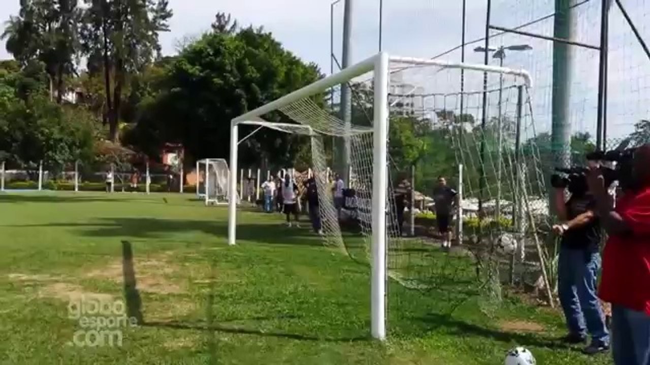 Ronaldinho training alone