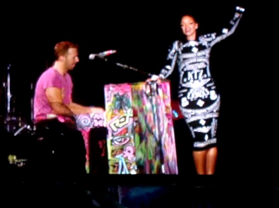 Coldplay - Umbrella (end)
