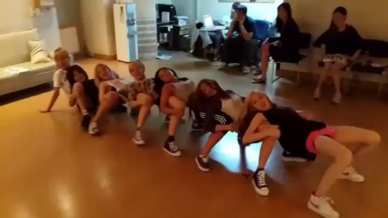 Wa$$up 지네댄스 ㅋㅋㅋㅋ