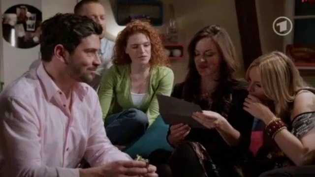 Verbotene Liebe : Ricardo schlägt Hagen II Folge 4509