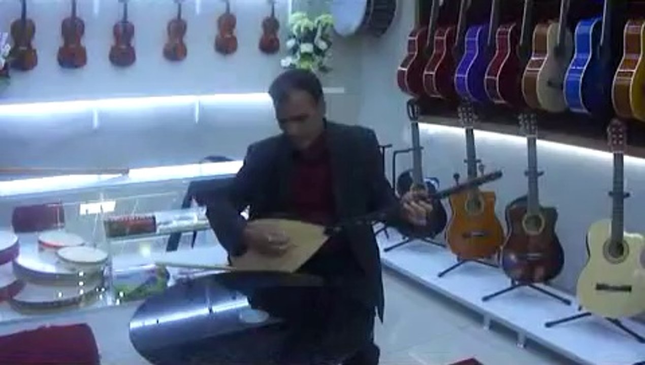 AŞIK ERCAN MÜZİK MERKEZİNDEN ..(MAZLUM PEKTAŞ_NERDESİN SEN SEN