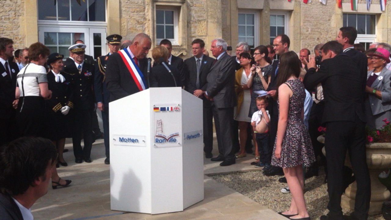 Angela Merkel à Ranville