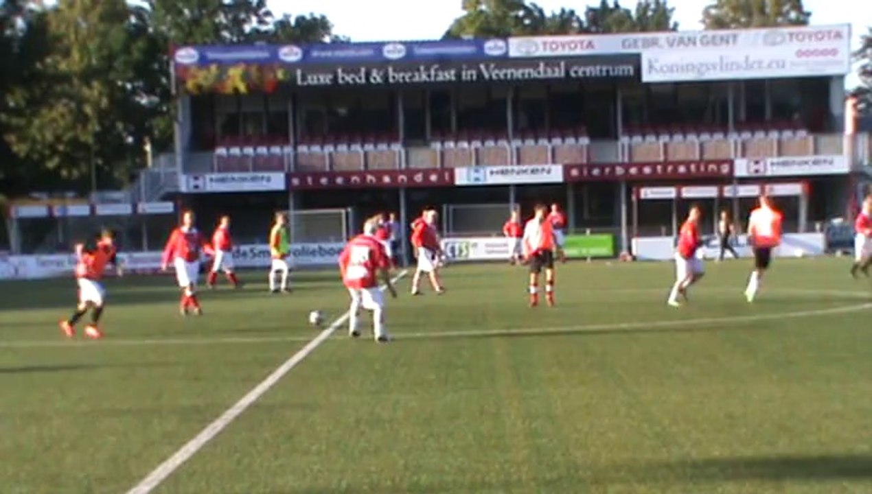 DOVO 35+ tegen DOVO B-6 Doelpunt Sander van Bellen