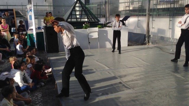 Tchá Tchá Tchá - Biblioteca Afonso Lopes Vieira