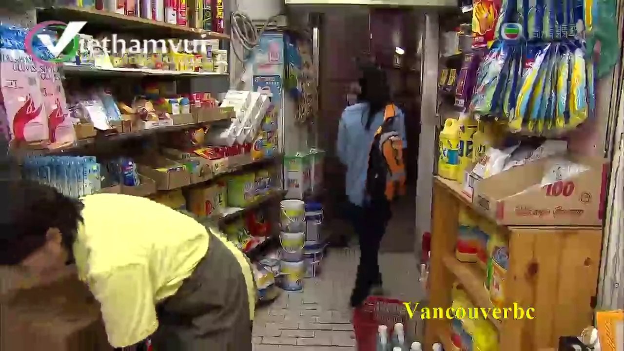 VANCOUVERBC-DOIHANHDONGLIEMCHI01A