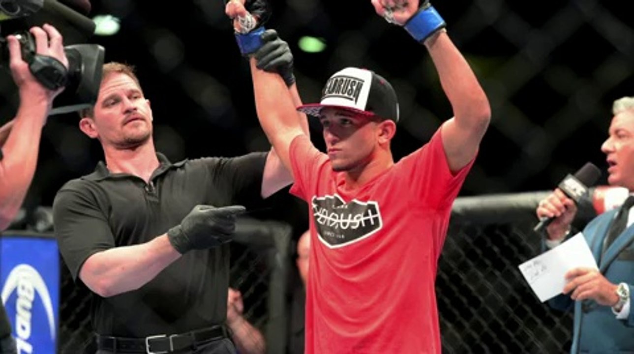Anthony Pettis Analyzes Sergio's Win In Fight Night 42