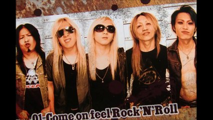 LIPSTICK SCANDAL honey and trap