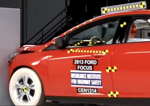 Ford Focus çarpışma testi