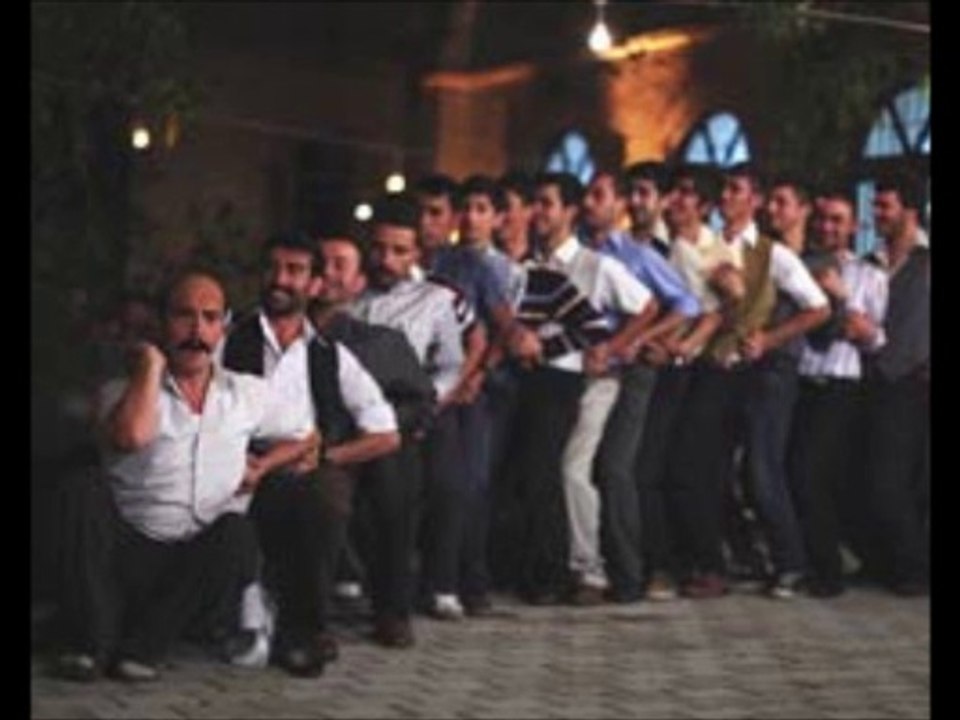 Ceylan - Entarisi Dım Dım Yar