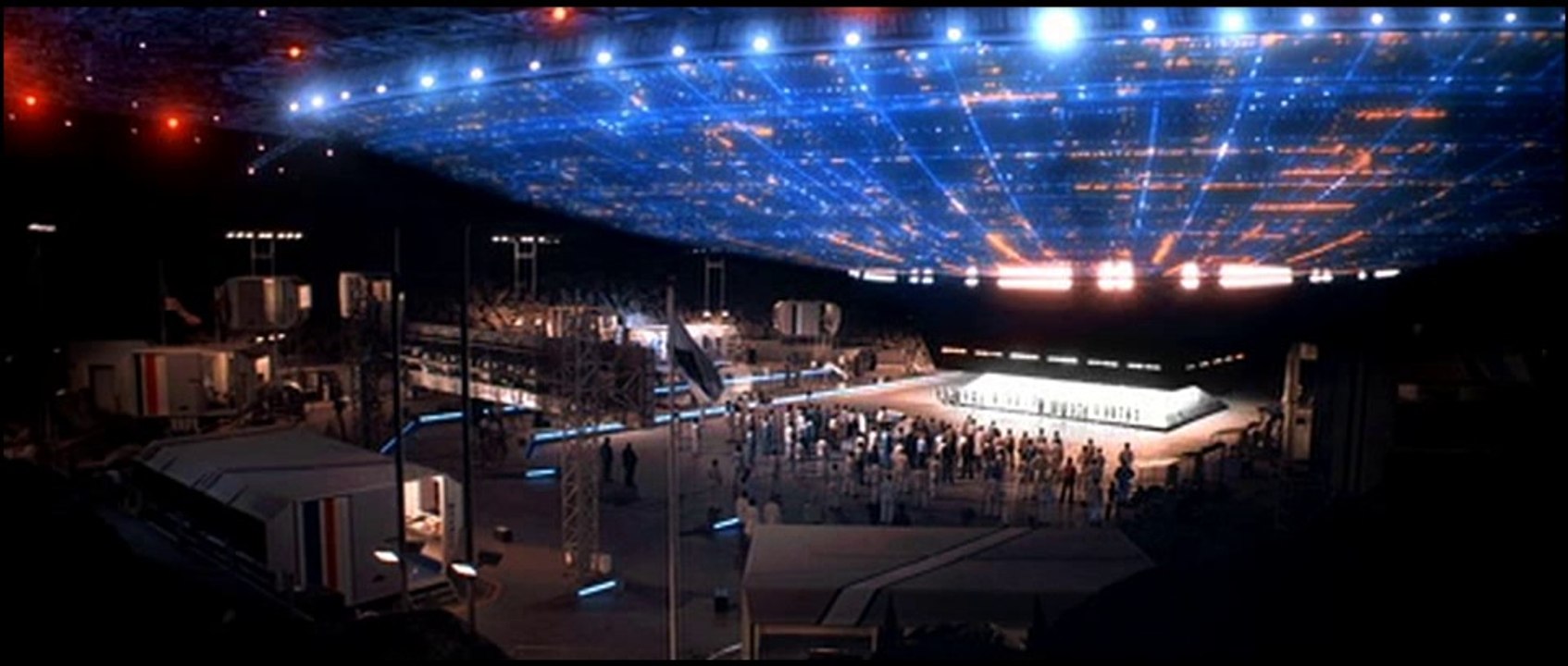 Encuentros En La Tercera Fase. Teaser Tráiler Subtitulado En Español