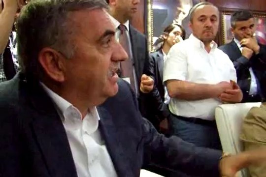 Aile ve Sosyal Politikalar Bakanı Ayşenur İslam Geyve Sel Mağdurları Ziyareti-3