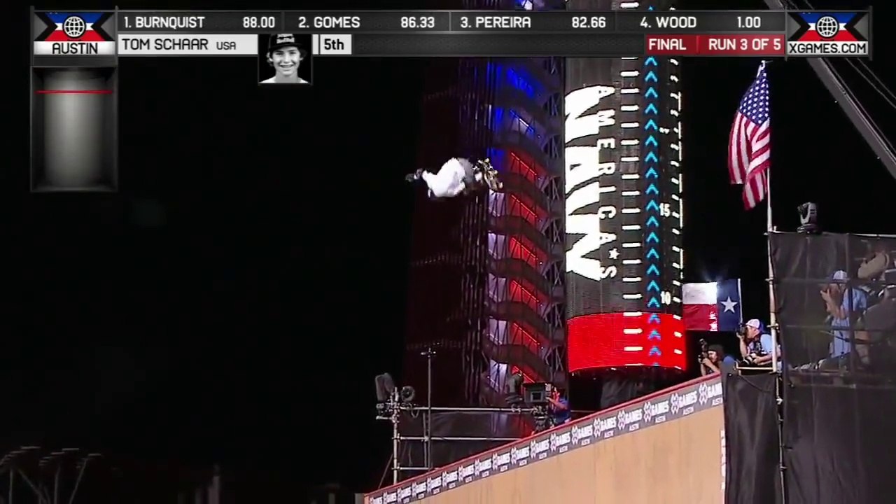 Gagnant du Skateboard Big Air des X Games 2014. Saut de malade...