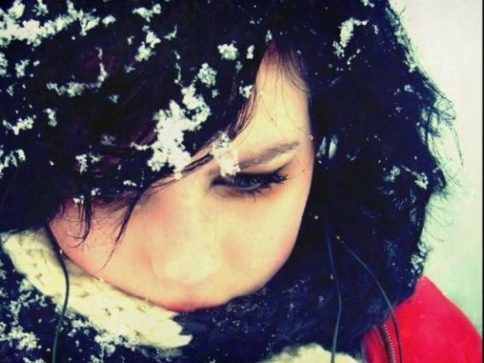 SEN YOKSUN // Yorum : Ayaz Tanoğlu