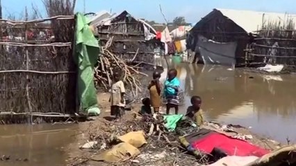 Waters of despair as floods strike Somalia refugee camp