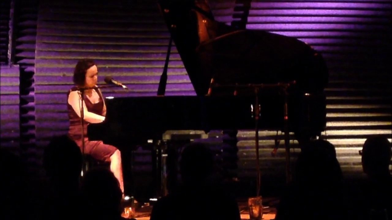 Disease - Allison Crowe - Live Jazzhaus Freiburg