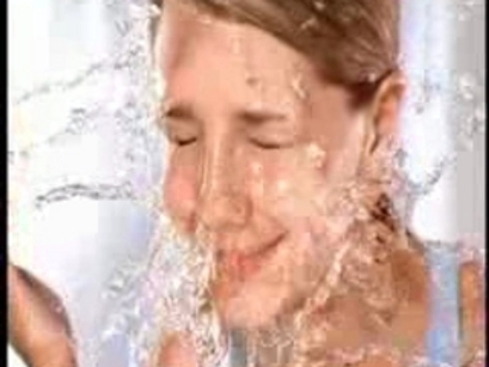 Mischa Barton -  Pub Neutrogena