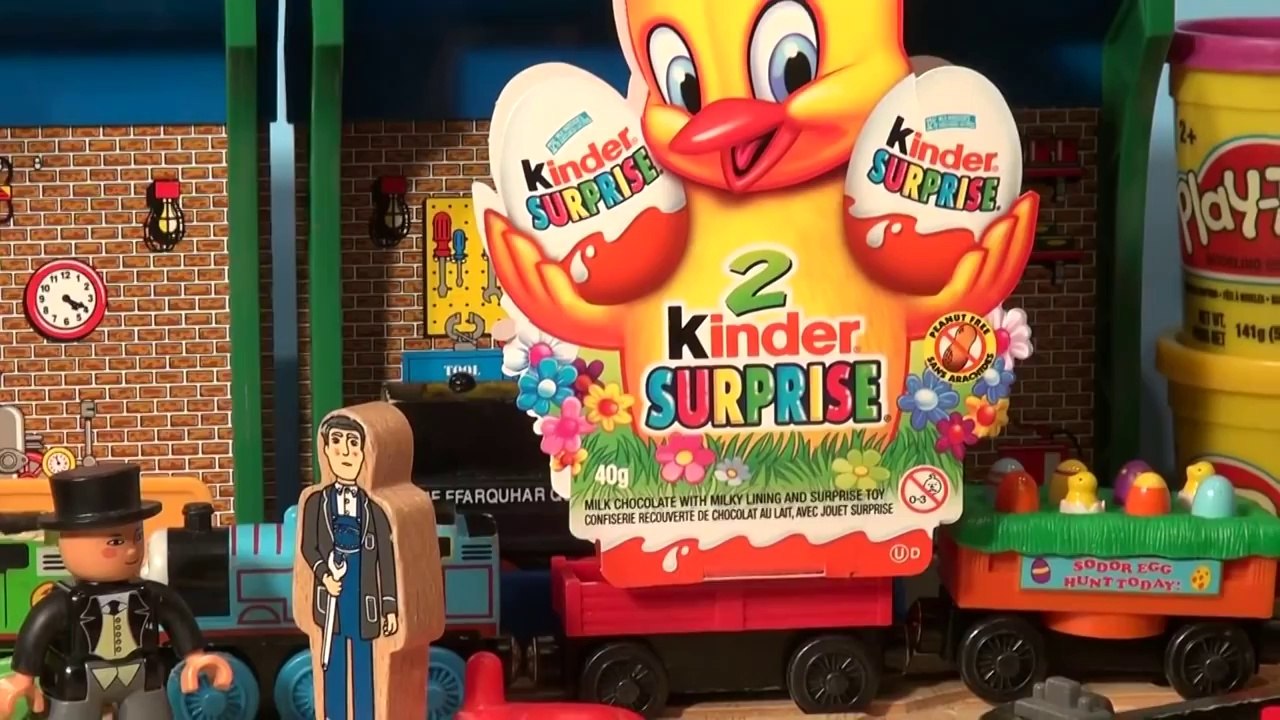 Thomas and Friends Kinder Egg Surprise Eggs Party for Sir Topham Hatt on the Isle of Sodor