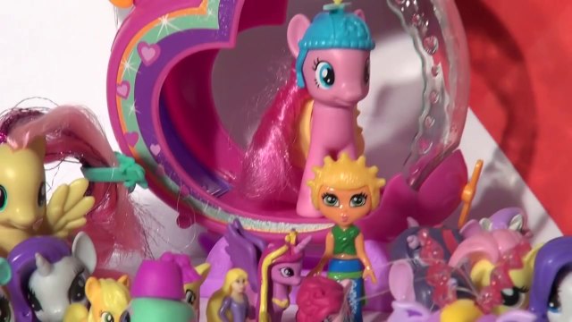 Littlest Pet Shop Walkables open box and demo, with the My Little Pony Fashems and Pinkie Pie's Rain
