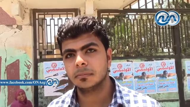 طلاب الثانوية بشبرا يؤكدون على سهولة امتحان اللغة العربية فى اليوم الاول‎