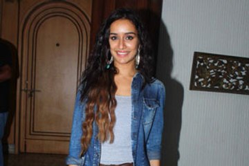 Catch Galliyan unplugged with Shraddha Kapoor