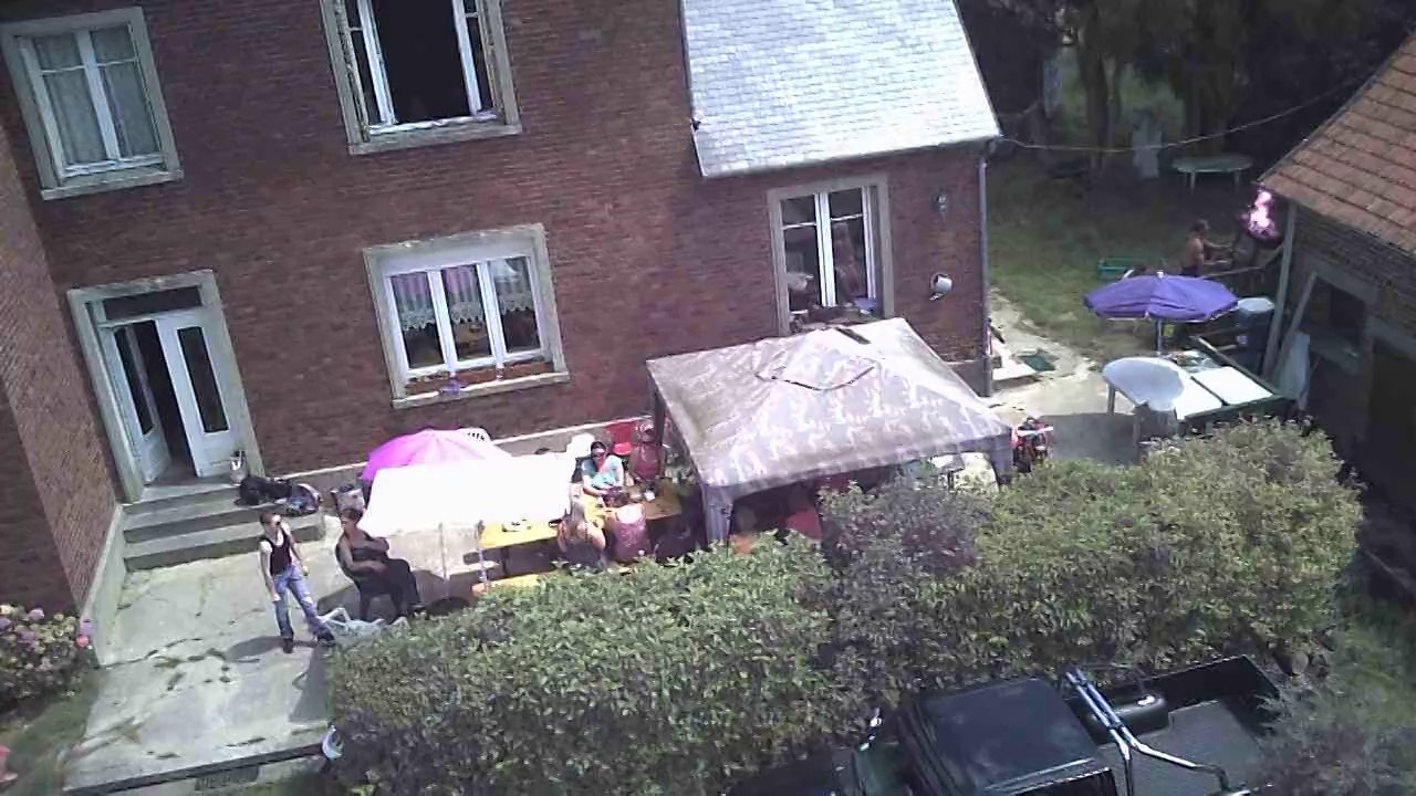 Barbecue familial vue par un drone