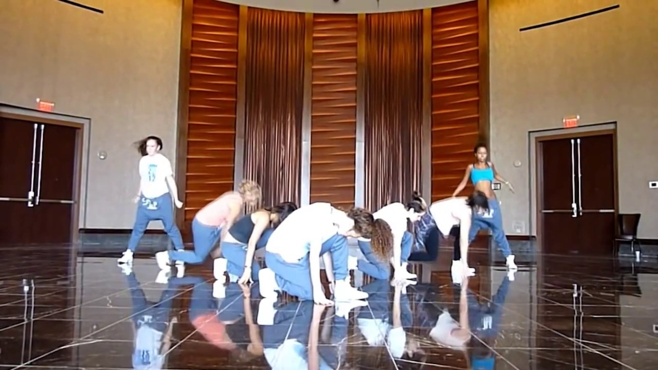 רקדניות להופעות | רקדניות לקליפים | רקדניות למסיבה