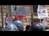 Napoli - Renzi in città, le contestazioni di disoccupati e immigrati (07.06.14)