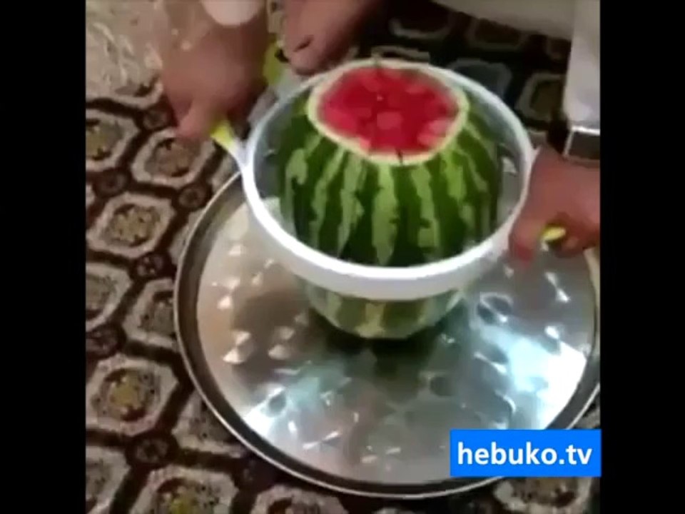 karpuz kesmek hiç bu kadar kolay olmamıştı :) - canı çeken beğensin :)