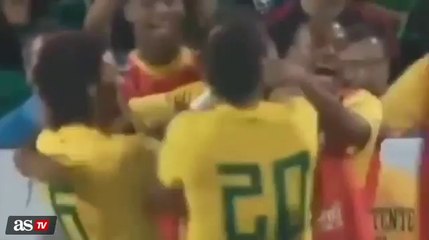 Los cinco mejores goles de Ronaldinho con la camiseta de Brasil