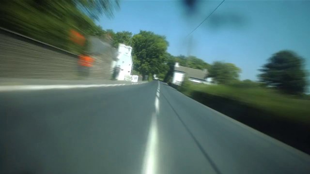 Bruce Anstey bat le record du monde de vitesse à L'île de Man