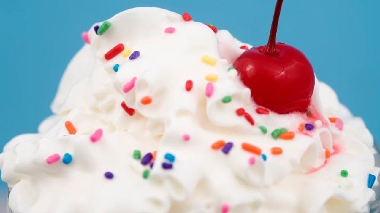 Listen to a Woman Call Police Over Sprinkles on Her Ice Cream