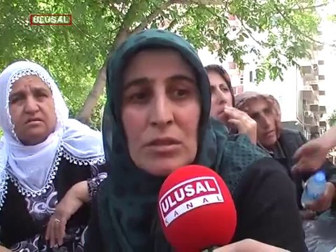 Çocukları için açlık grevine başladılar!