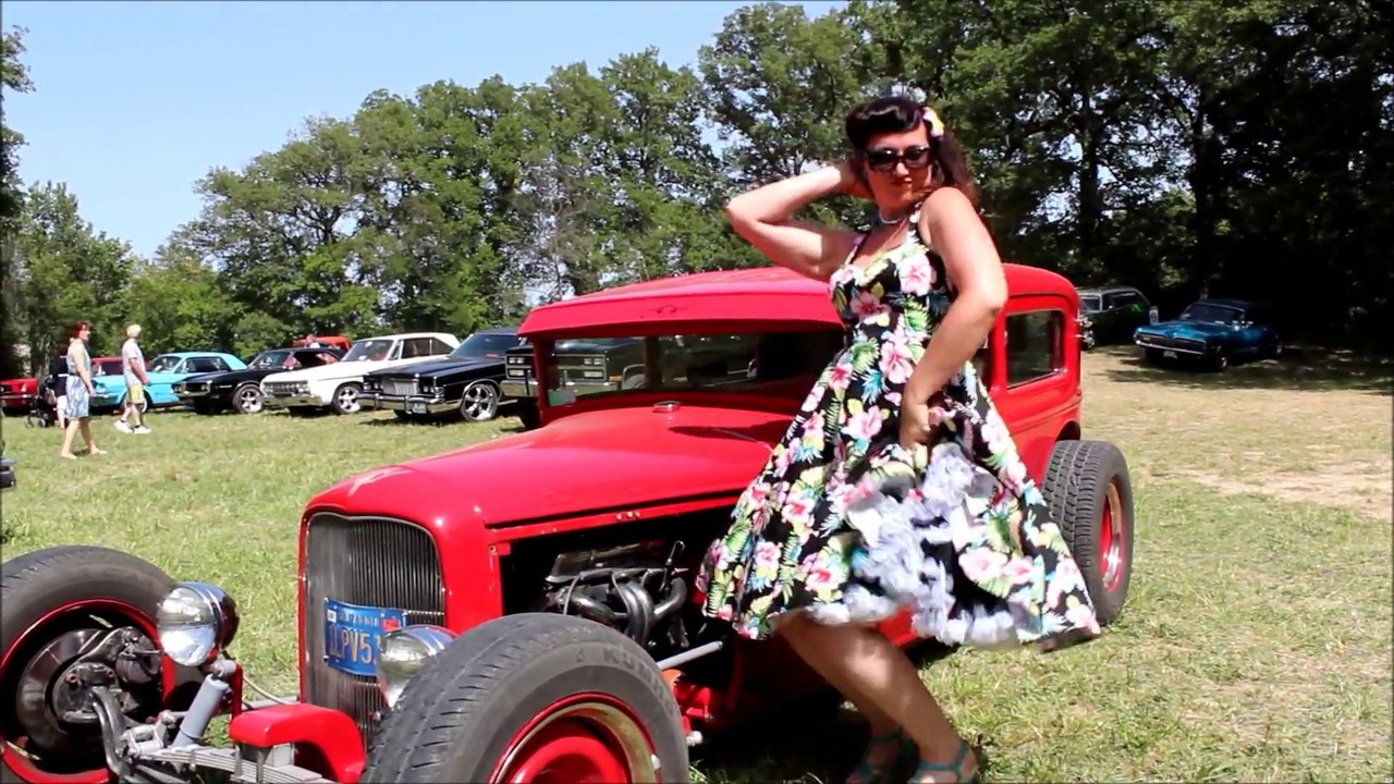 Old School Day 5 Pin Up Légende