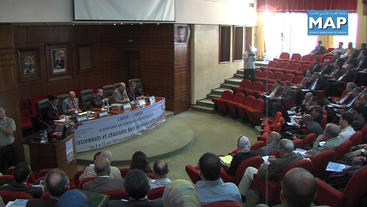 séminaire  sur les terrassements et chaussées dans les milieux arides et semi arides"