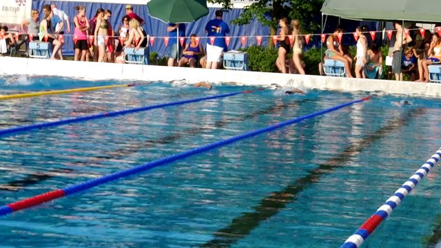 Pinksterkamp 2014 (4x100 mtr vrij dames)