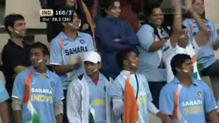 Suresh Raina 66(39) - India vs New Zealand 1st ODI at Napier 2009