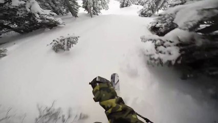 Double Backflip en ski par Tanner Hall, filmé à la GoPro