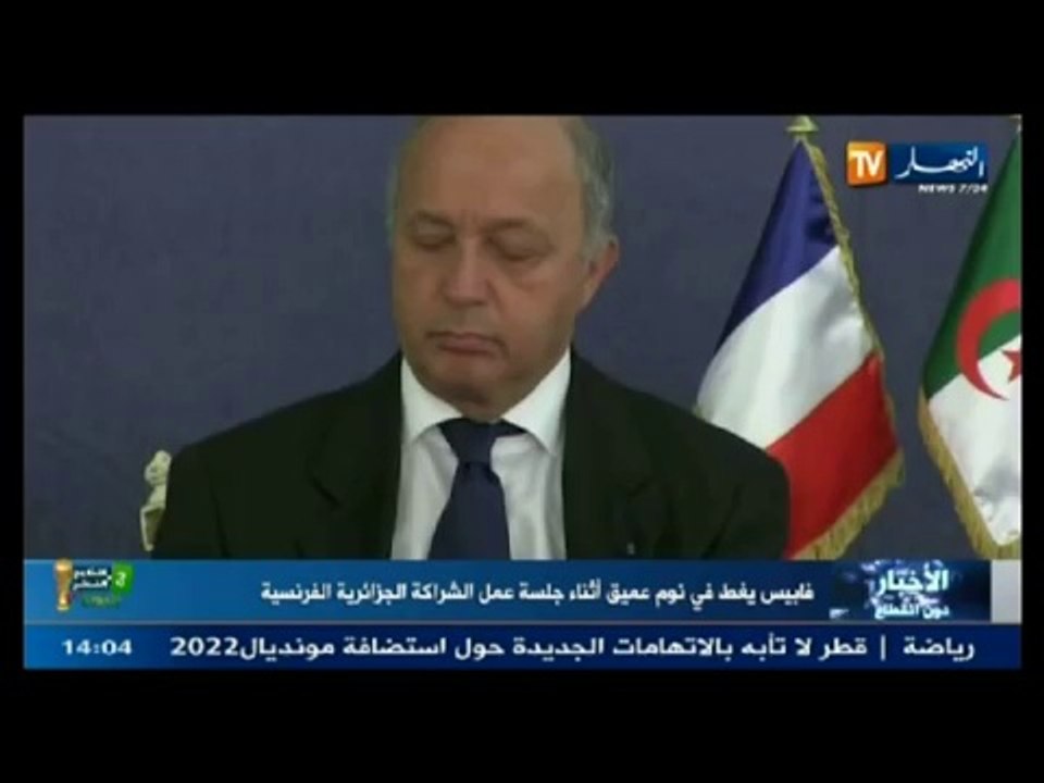 Laurent Fabius s'endort en direct à la télé algérienne, au cours d'une réunion officielle