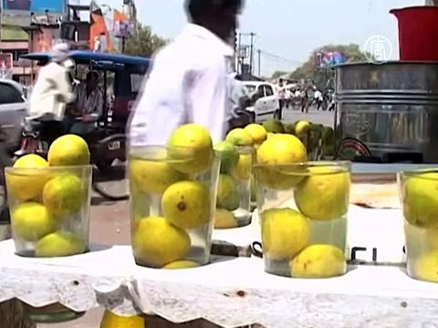 Жара в Индии оставляет людей без электричества