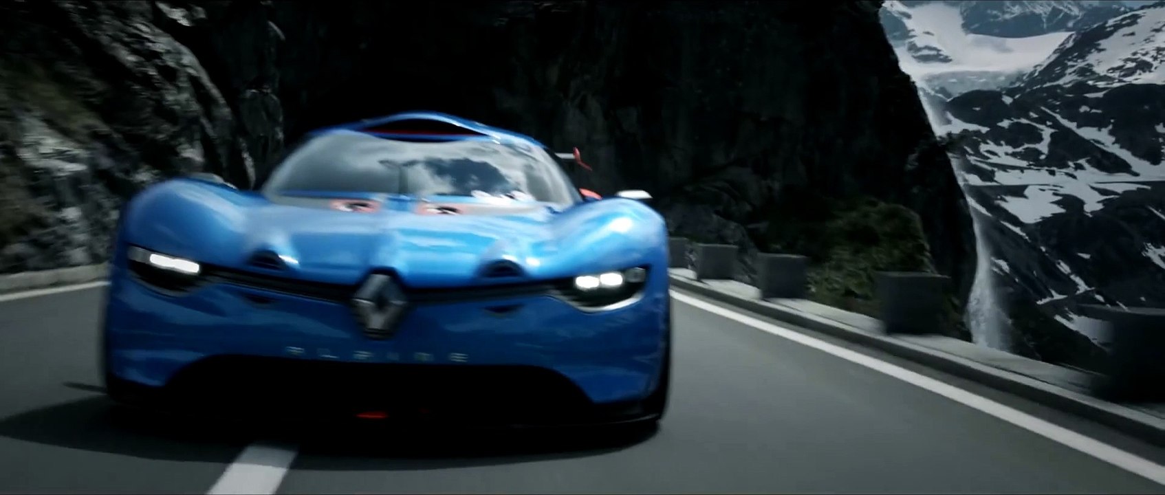 Duel entre l'Alpine A110 et le concept A110-50 avec Ragnotti aux commandes