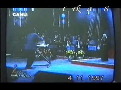 Semahat ÖZDENSES-Akşam Oldu Hüzünlendim Ben Yine