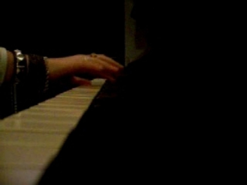 Morceaux a une main au lieu de 2